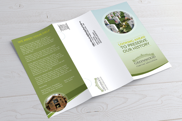 Tri-Fold Brochures Vs. Z Fold Brochures - What Gives?