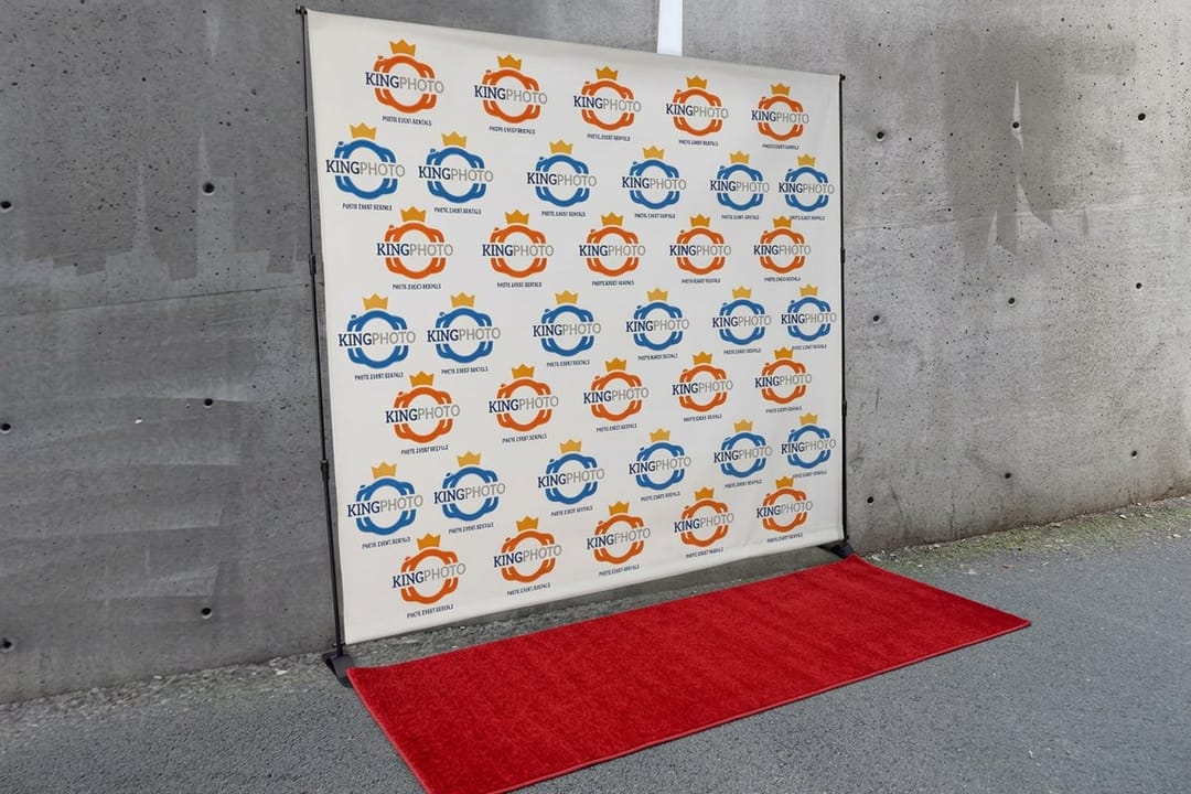Step-and-Repeat Red Carpet