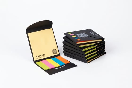 Calendar Formats and Bindings That Suit a Wall, a Desk or a Pocket