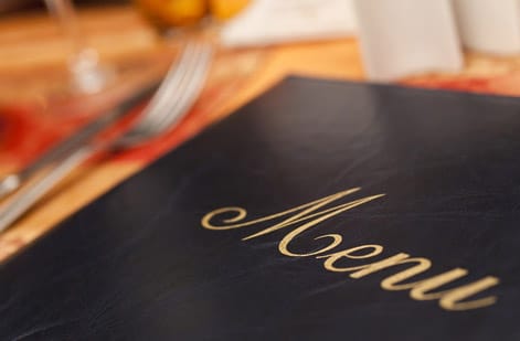 How to Choose the Right Placemat Size for Any Table