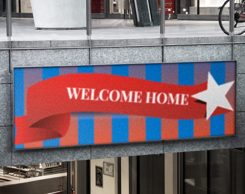 Outdoor banners