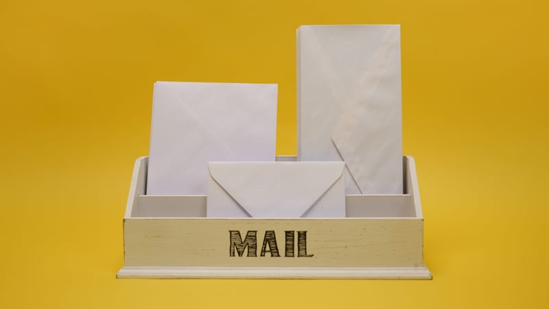 Effective direct mail format ideas - 8-cool-most-effective-direct-mail-formats by 4OVER4.COM
