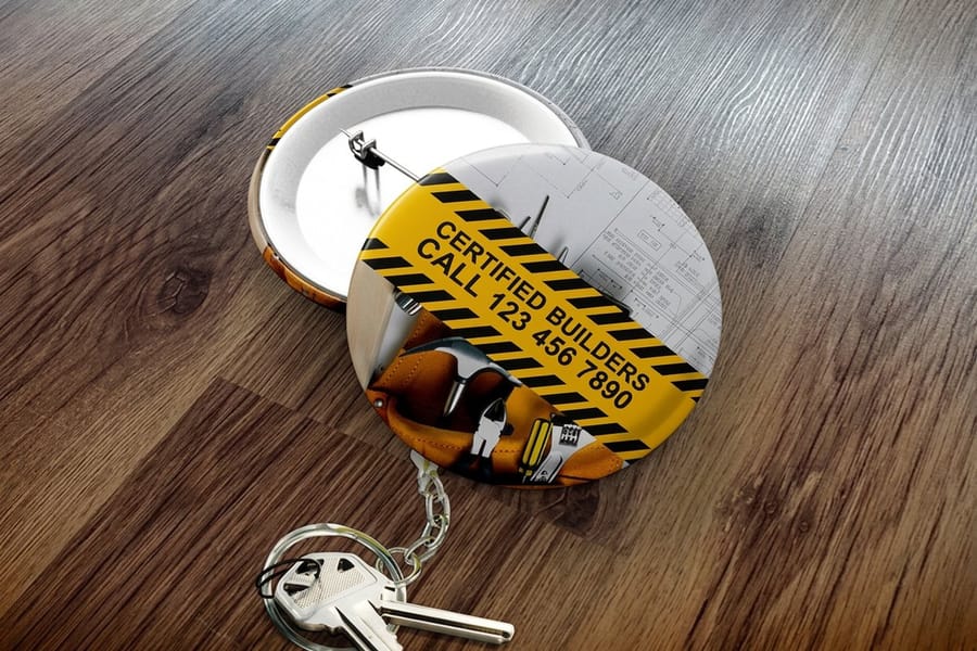 Custom marketing buttons with a QR-ready design from 4OVER4